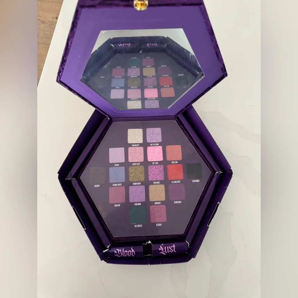 Jeffree Star Blood Lust Artistry Palette Eyeshadow NIB